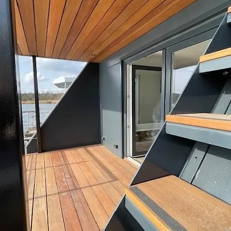 Hausboot Aurora Mit Grossem Sonnendeck Hébergement de vacances *